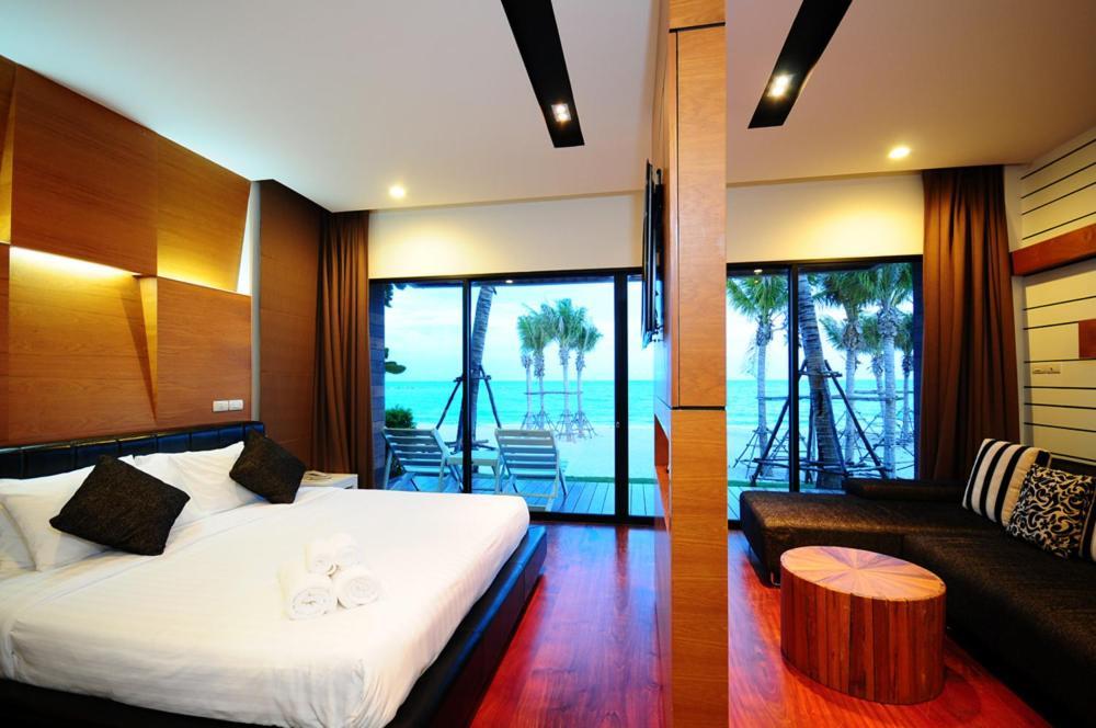 Capstone Resort Haad Chao Samran Quarto foto